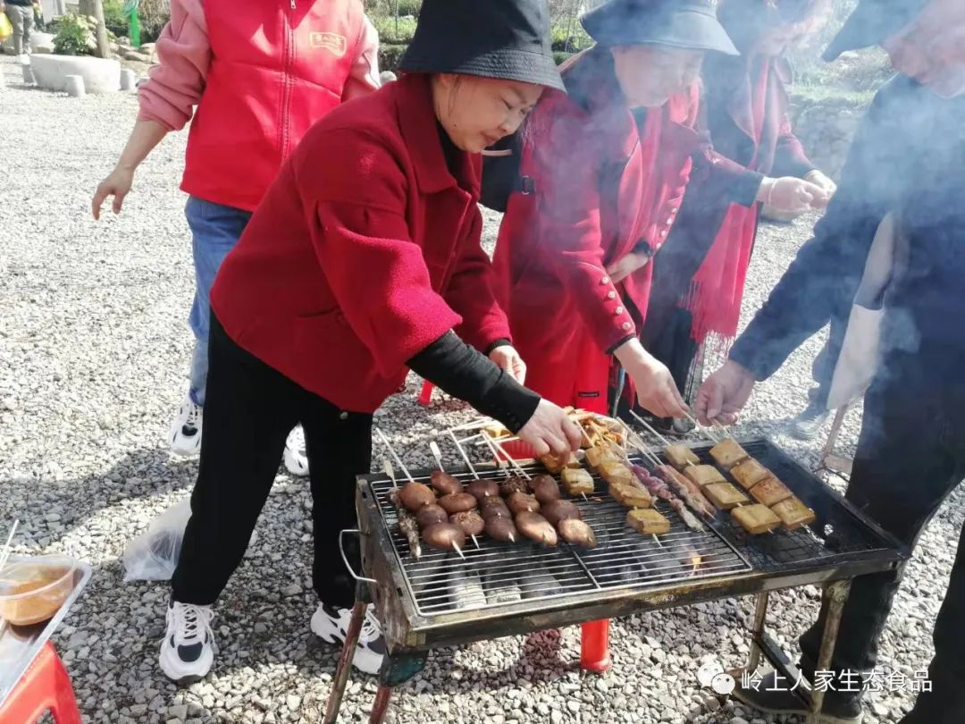 嶺上人家慶?！叭藡D女節(jié)”活動(dòng)